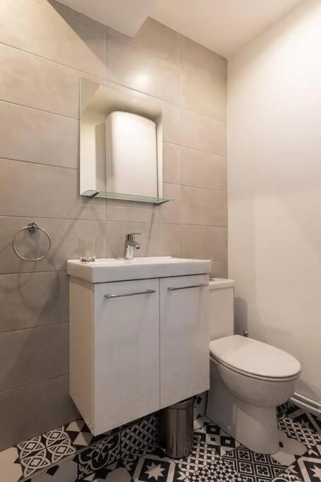 Le Flesselles - Hyper Centre - Calme Et Cosy Apartment Lyon Ngoại thất bức ảnh
